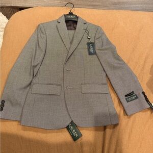 Big Boys Lauren Ralph Lauren suit - NEVER WORN SIZE 10